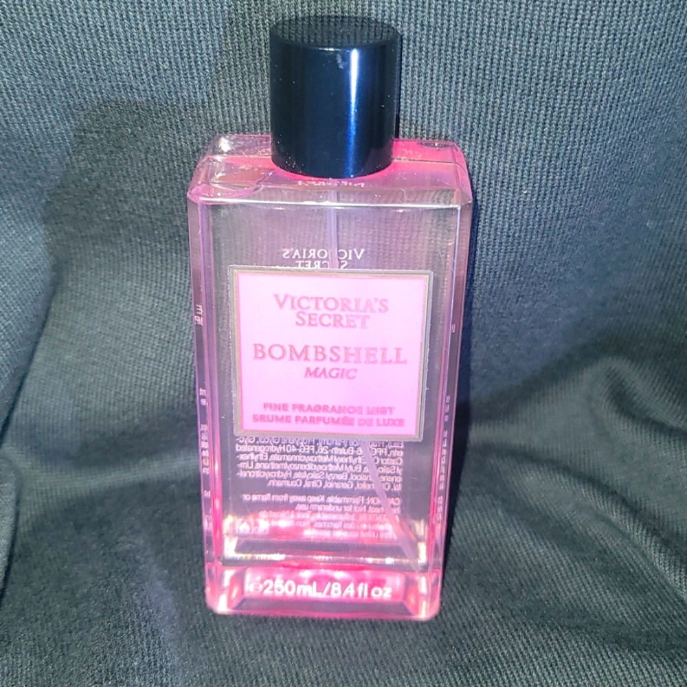 Victoria Secret Bombshell Magic Mist Perfume